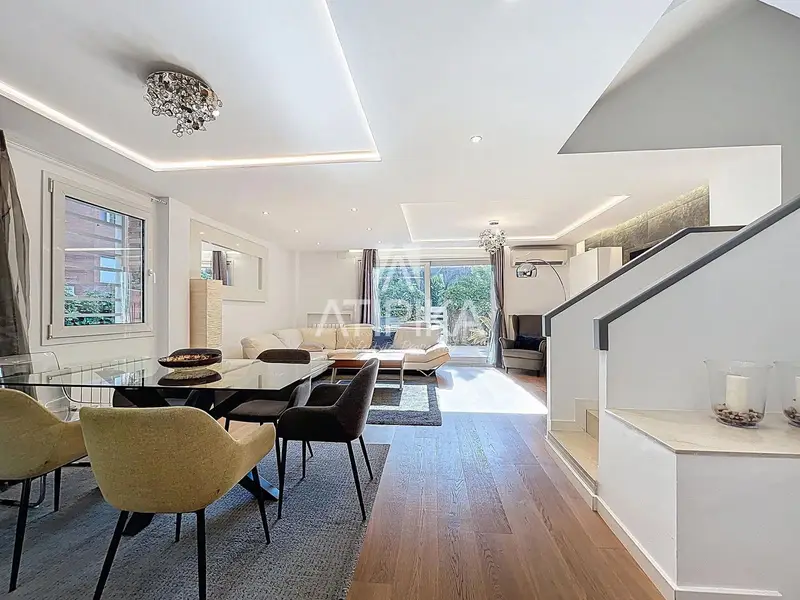 Chalet en Gavà con Piscina y Jardin Cerca de la Playa