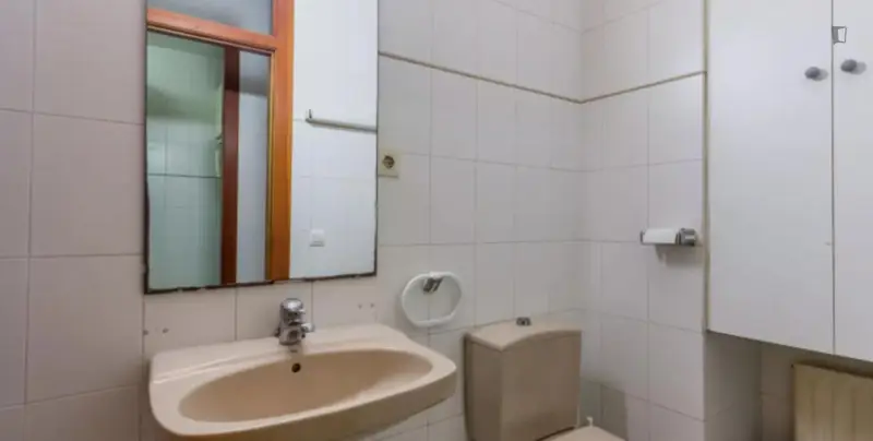 Estudio con Balc	ón: Experiencia Inolvidable