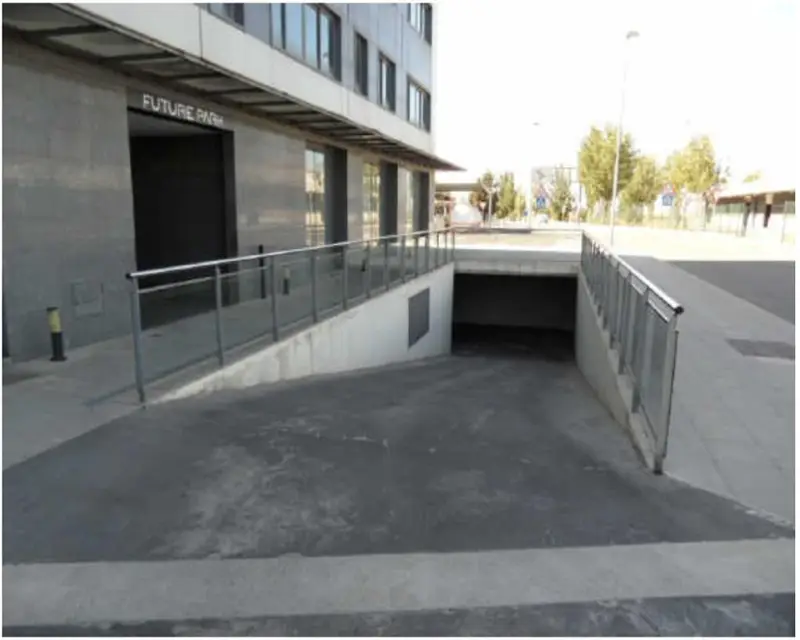 Garaje en Venta en Pol Ind Cami dels Frares Lleida