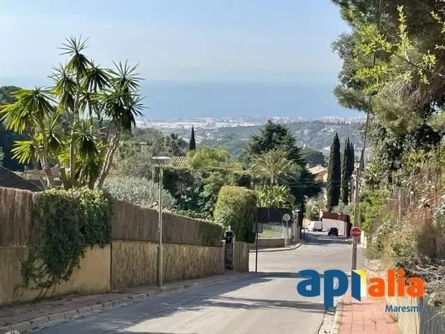 Venta Terreno Edificable con Vistas al Mar en Cabrils