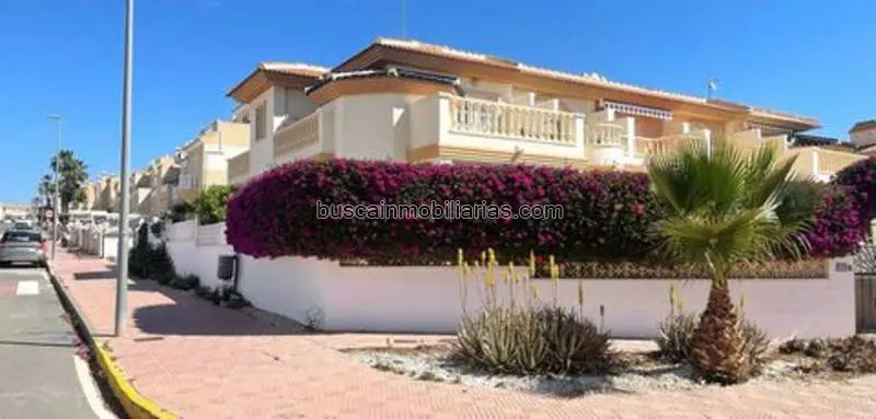 Villa en Venta Quesada 3 Dormitorios 2 Baños