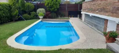 Chalet de Lujo en Venta en Llodio