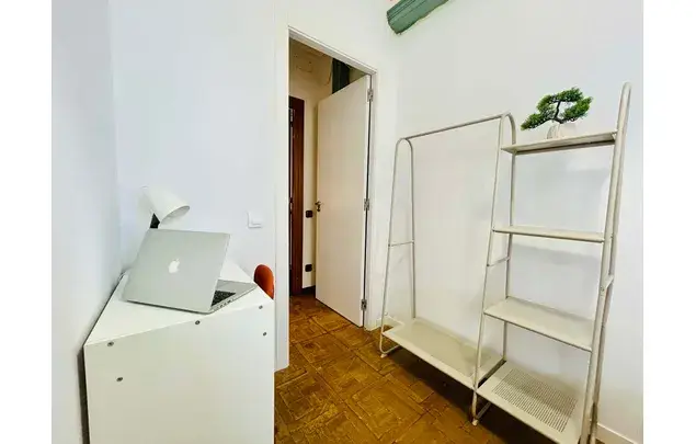 Habitacion 200m2 Barcelona Alquiler Temporada Media Larga