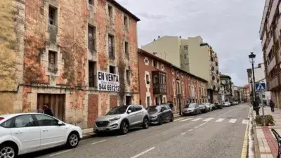 Edificio 580m² Villarcayo 4 Plantas Parcela 350m² Apartamentos Vivienda