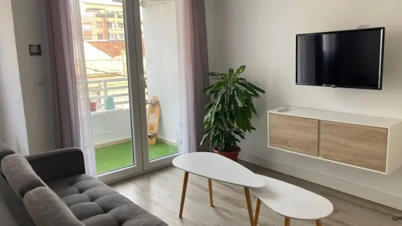 Piso Reformado Avda Malvarrosa Valencia Cerca Playa 90m2 3 Dorm