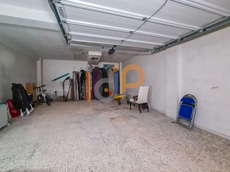 Local Comercial en Venta en Almería Capital Zona Zapillo