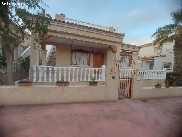 Chalet en Venta en Algorfa Alicante 3 Dormitorios 1 Baño