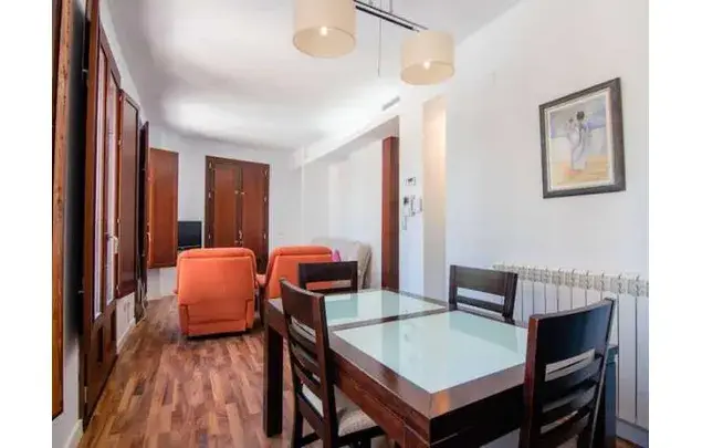 Rent 2 bedroom apartment in Granada