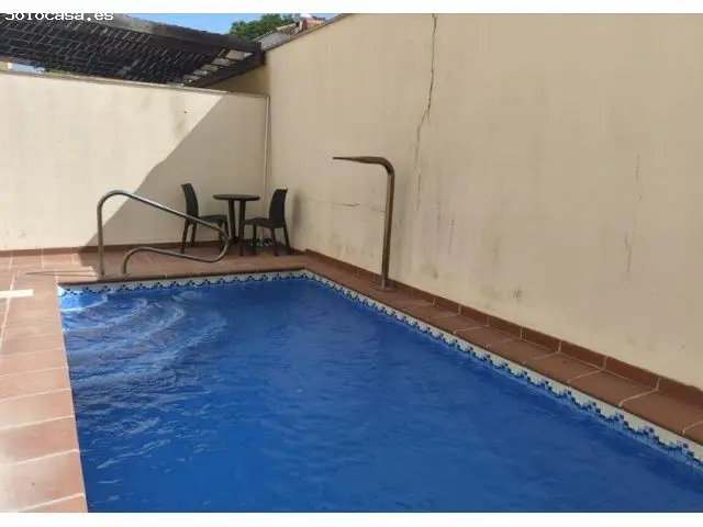 Casa Unifamiliar con Piscina Privada en Jaramar