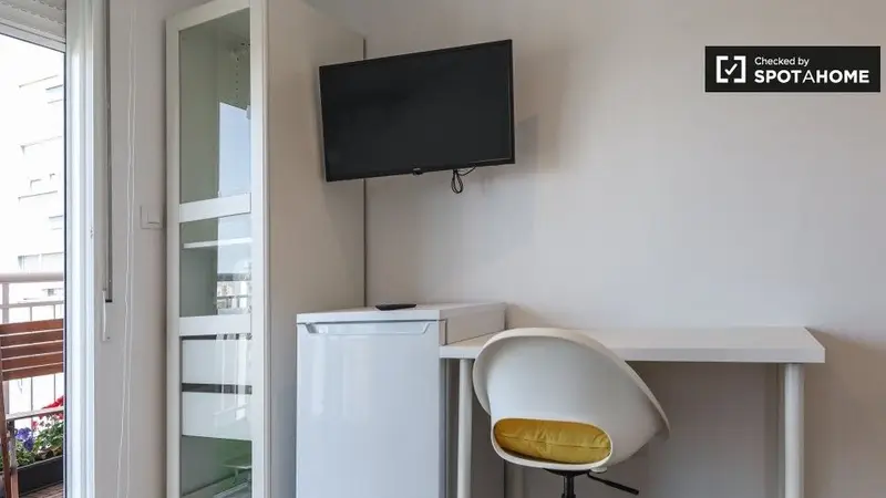 Apartamento 4 Dormitorios 3 Ba	nos Valencia Spotahome