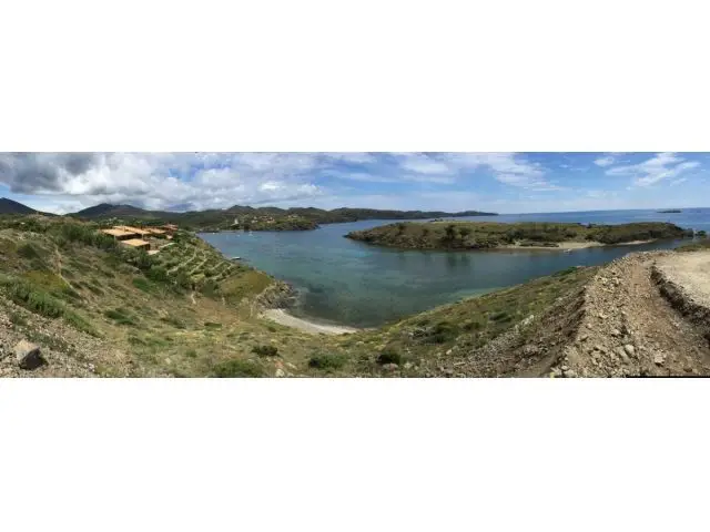 Parcela en Venta Cadaques Girona Primera Linea de Mar