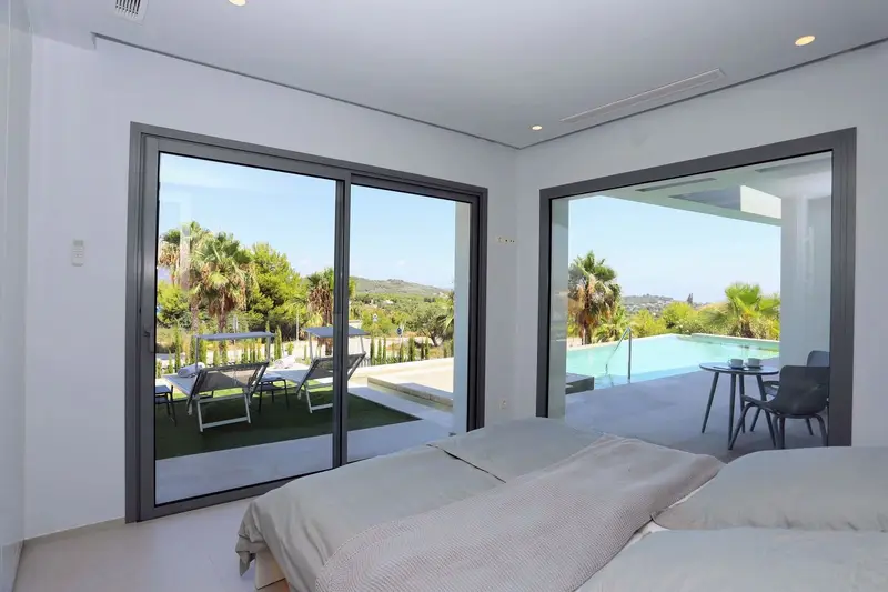 Chalet en Javea con Vistas al Mar 4 Dormitorios Piscina
