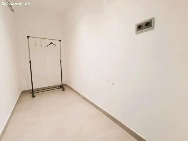 Piso en Alquiler Mataró Planta Baja con Patio 30m2