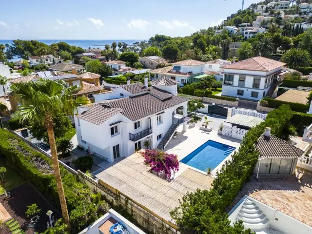 Villa en Denia 4 Dormitorios Piscina Privada