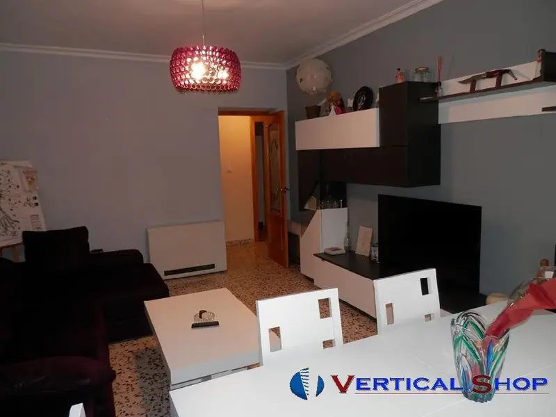 Venta Piso Reformado Caudete 99m2 Garaje 3 Habitaciones