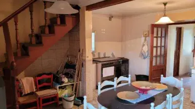 Casa en Alquiler Salvaterra de Miño con Finca y 2 Dormitorios