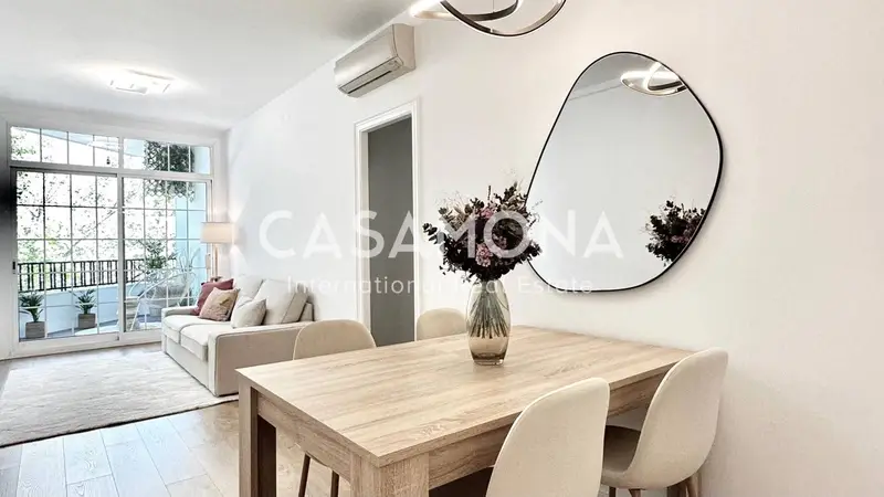 Apartamento en venta en El Poblenou Barcelona 3 dormitorios terraza reformado