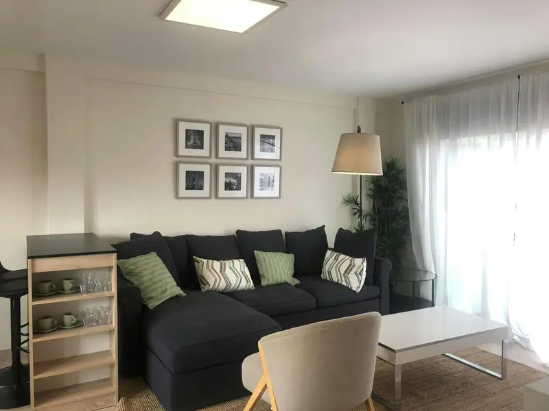 Estudio Moderno 50m2 Gran Terraza Balcon Madrid