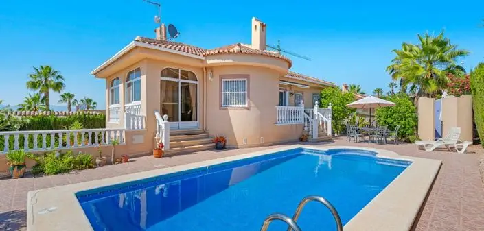 Villa de 4 Dormitorios en Rojales