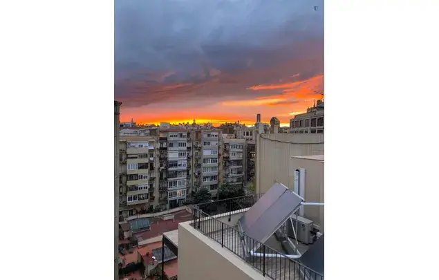 Alquiler piso 3 dormitorios Barcelona chicas
