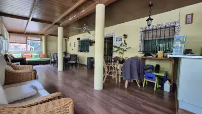 Chalet en Venta Valdestillas 2600m2 3 Habitaciones Piscina