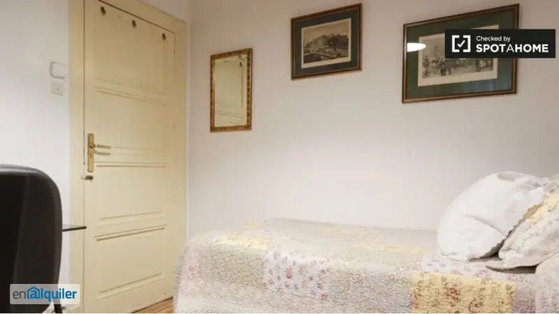 Alquiler Habitaciones Mujeres Piso 4 Dormitorios Lista