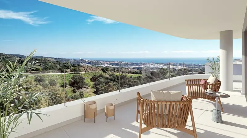 Atico en Venta en Marbella con Vistas al Mar