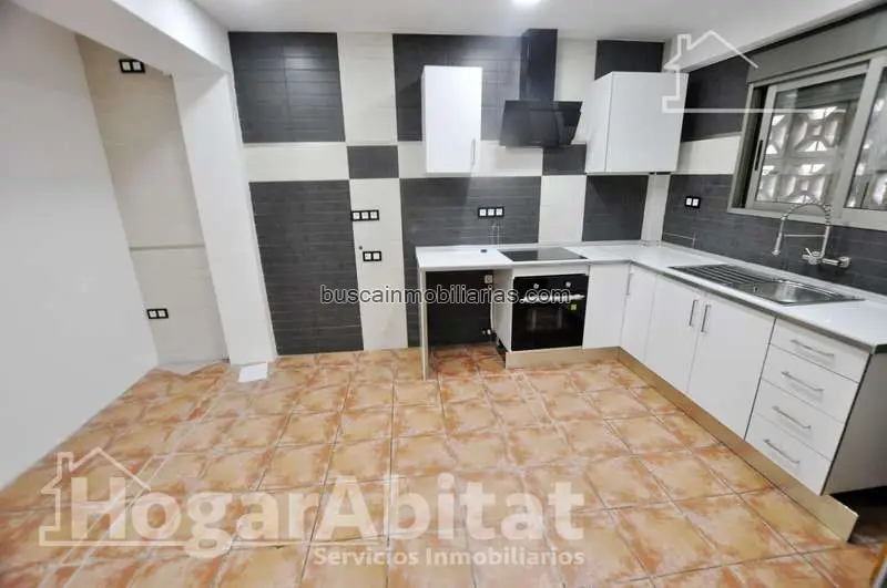 Piso Reformado en Benicalap Valencia 2 Dormitorios Todo Exterior