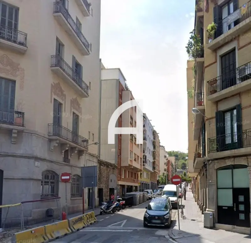 Piso en venta Poble-sec Barcelona 3 habitaciones alta rentabilidad
