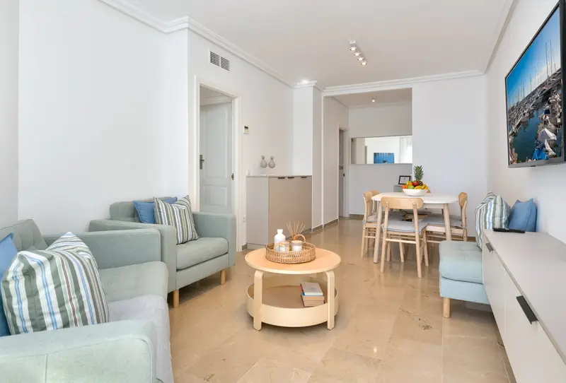 Apartamento 2 Dormitorios Playa Estepona Piscina Wifi