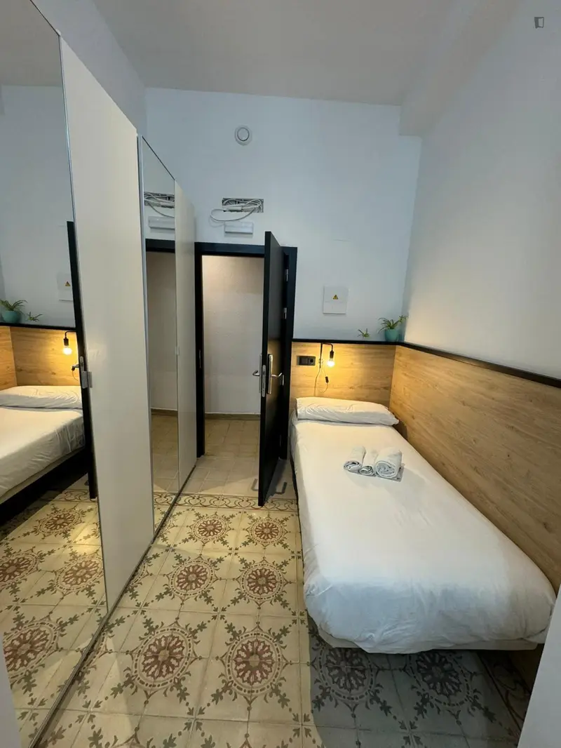 Habitacion Individual con Baño Privado y Gimnasio