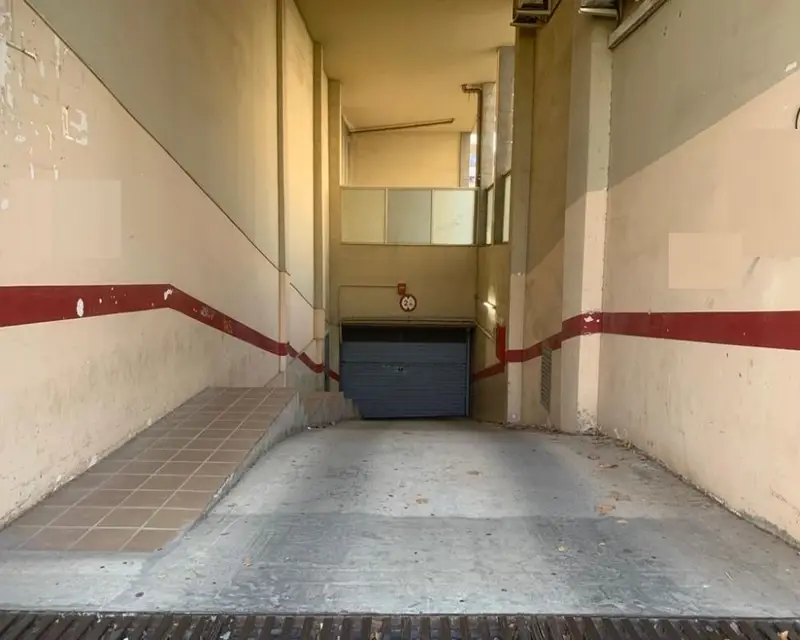 Garaje en Venta en Terrassa 30m2
