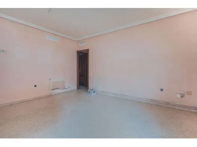 Piso en Venta San Roque 122m2 Cuatro Dormitorios
