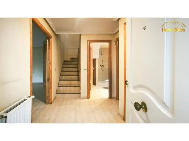 Chalet en Venta Fontanar Guadalajara 4 Dormitorios 3 Baños Jardin