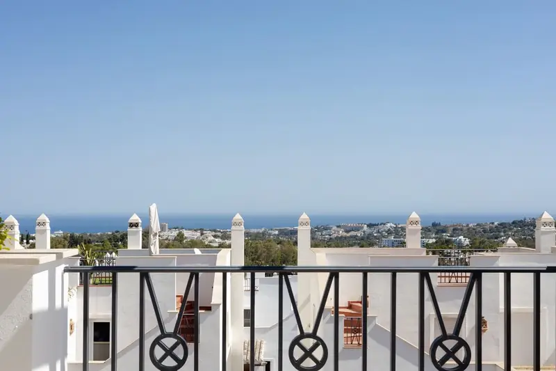 Atico en Venta Nueva Andalucia Marbella Cerca Puerto Golf