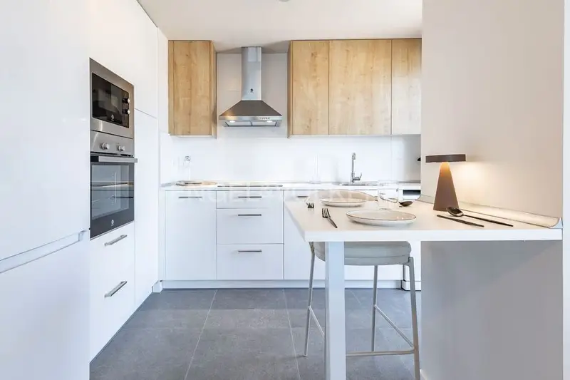 Apartamento en alquiler en Badalona 3 dormitorios 2 ba	nos