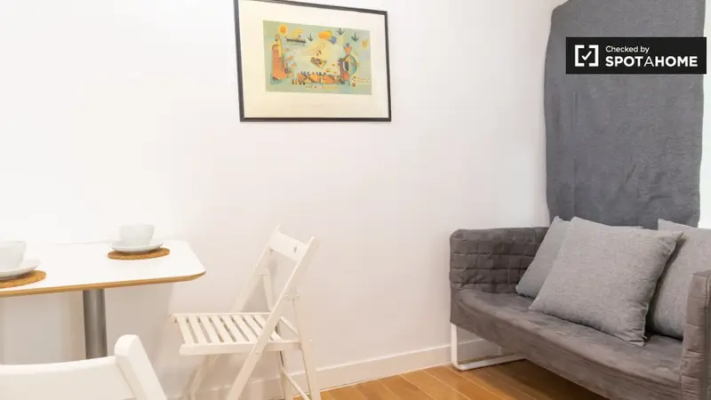 Apartamento de 1 dormitorio en alquiler en Almagro y Trafalgar, Madrid