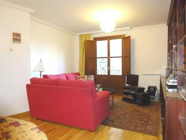 Piso de 2 Dormitorios alquiler Leon, España