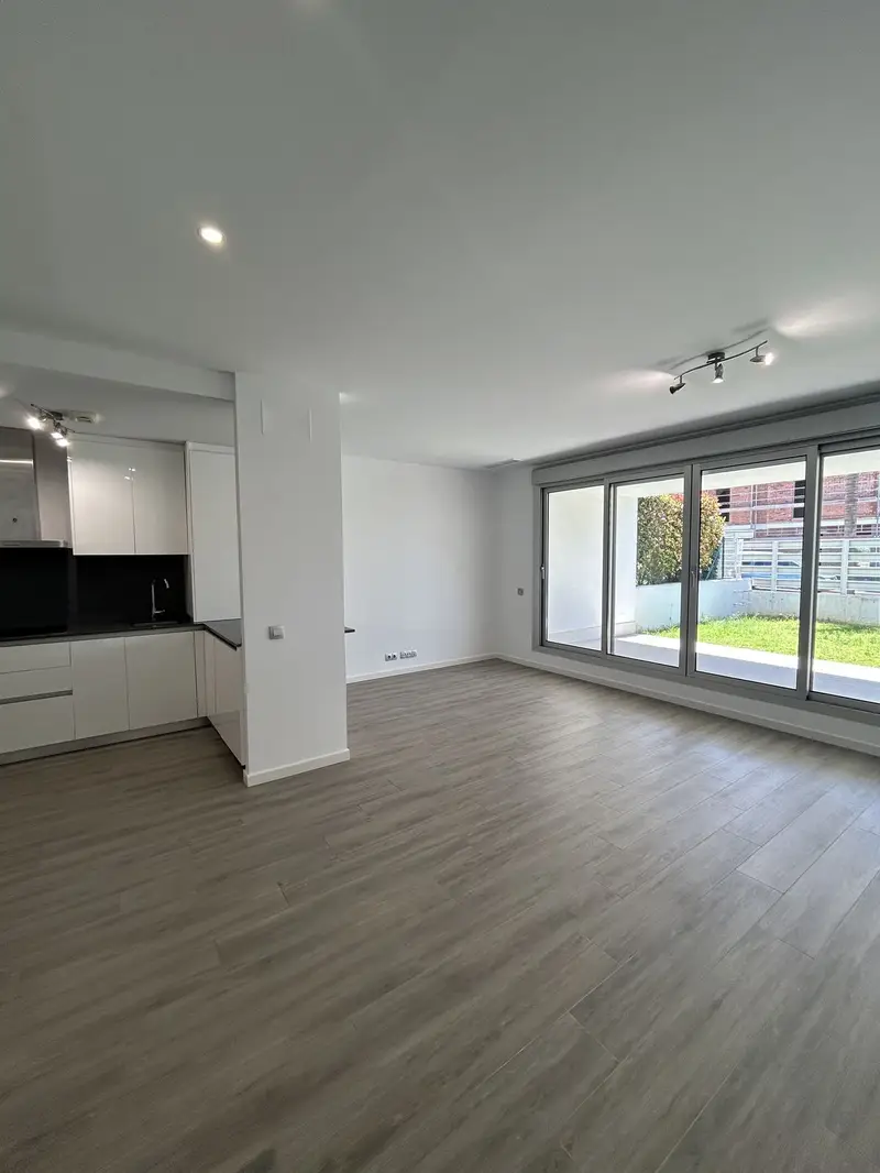 Apartamento en Cancelada 2 Dormitorios Piscina y Gimnasio