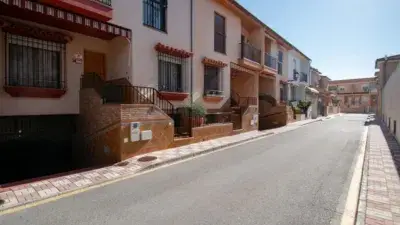 Casa Adosada en Maracena Cerca de Granada