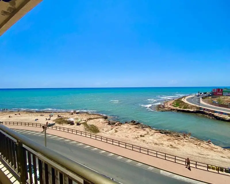Apartamento en Playa de Los Locos Torrevieja Alquiler 100m2 3 habitaciones