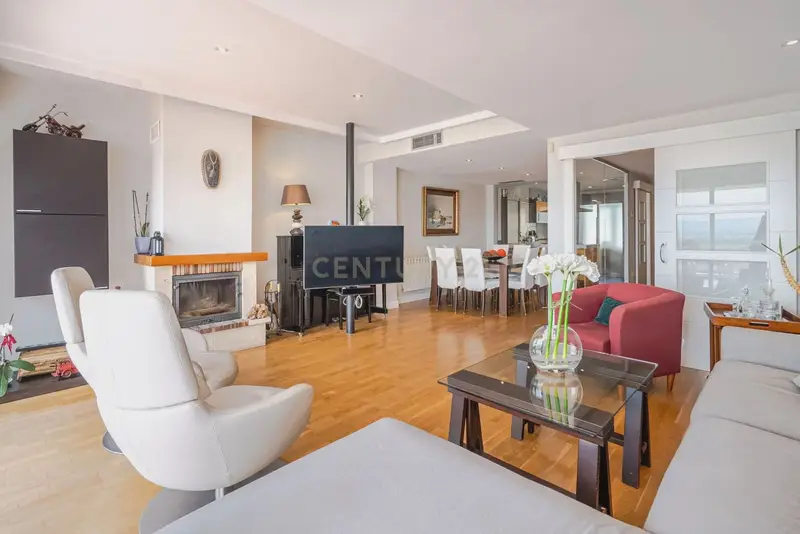 Chalet en venta en El Serrallo Granada con vistas panoramicas