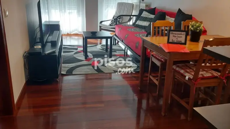 Piso en alquiler en Avenida de la Libertad, 28