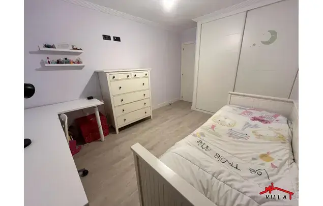 Rent 3 bedroom apartment of 120 m² in Laredo