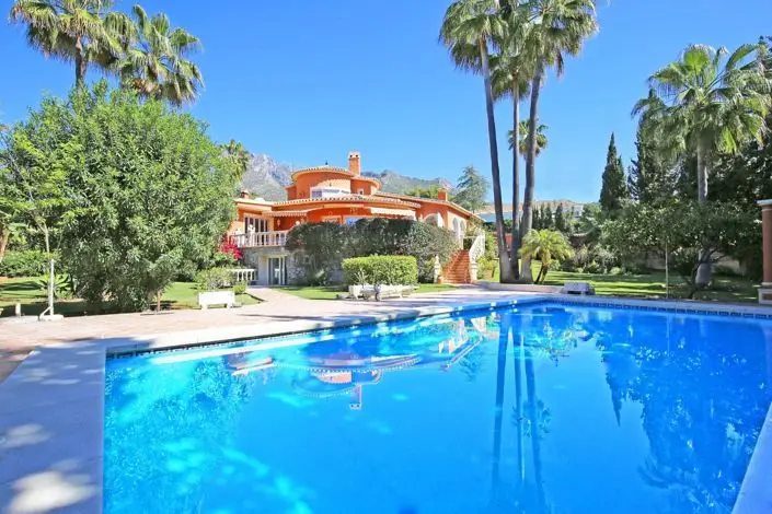 Villa de Lujo 5 Dormitorios Sierra Blanca