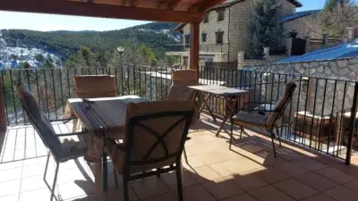 Chalet pareado en venta en Calle Río Mijares, Número 14