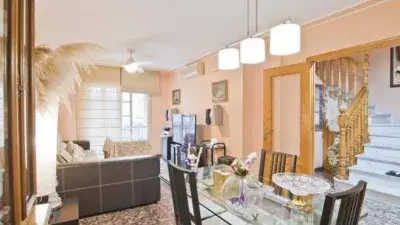 Casa Adosada en Venta Centro: Ideal Familias