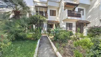 Casa adosada en venta en Avenida de las Fuentes