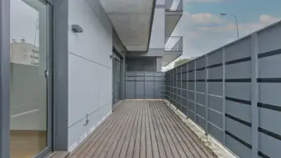 Piso en venta en Igualada con terraza y piscina comunitaria