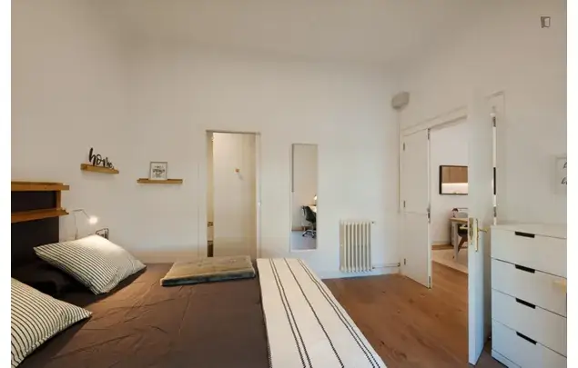 Alquiler Apartamento 7 Dormitorios Barcelona 3-24 Meses